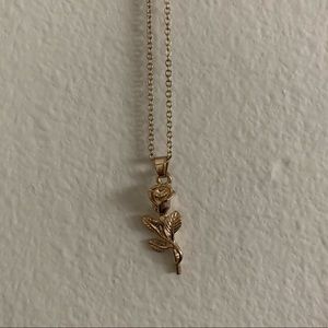 Urban Outfitters Gold Rose necklace!! 🥀